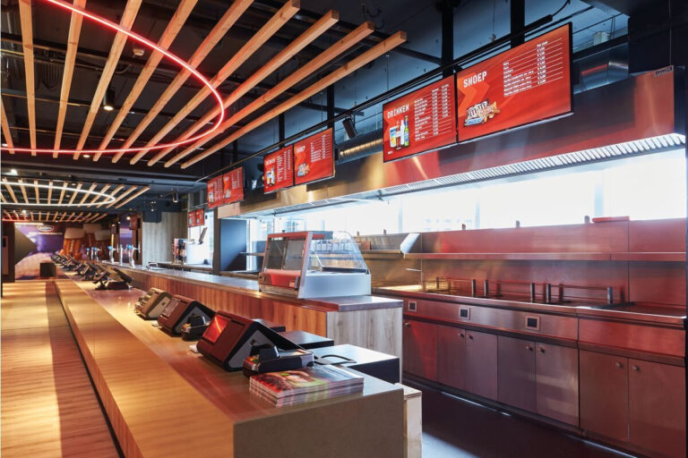 Digital menu board in retail