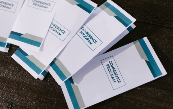 10 Tips to Create Highly Effective Flyer and Brochure Designs